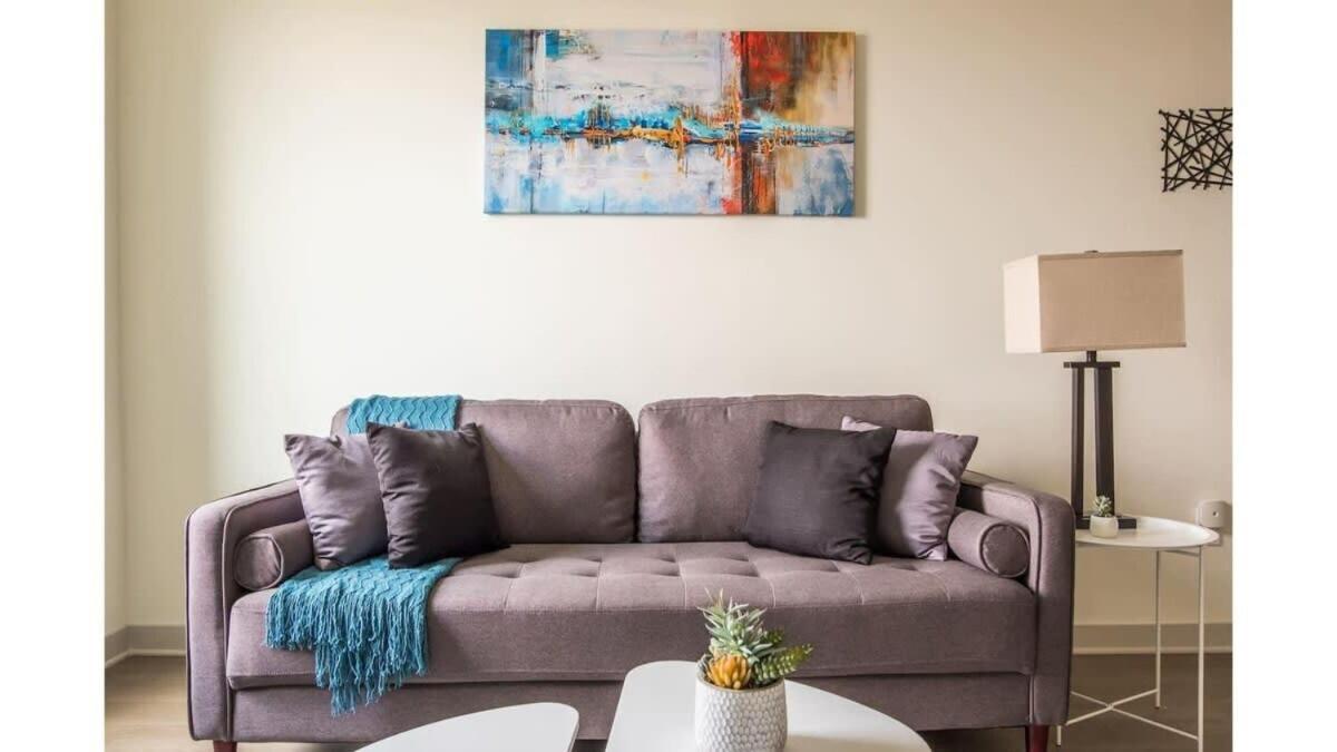 Stunning Nulu 1br Cozysuites 02 Apartment Louisville